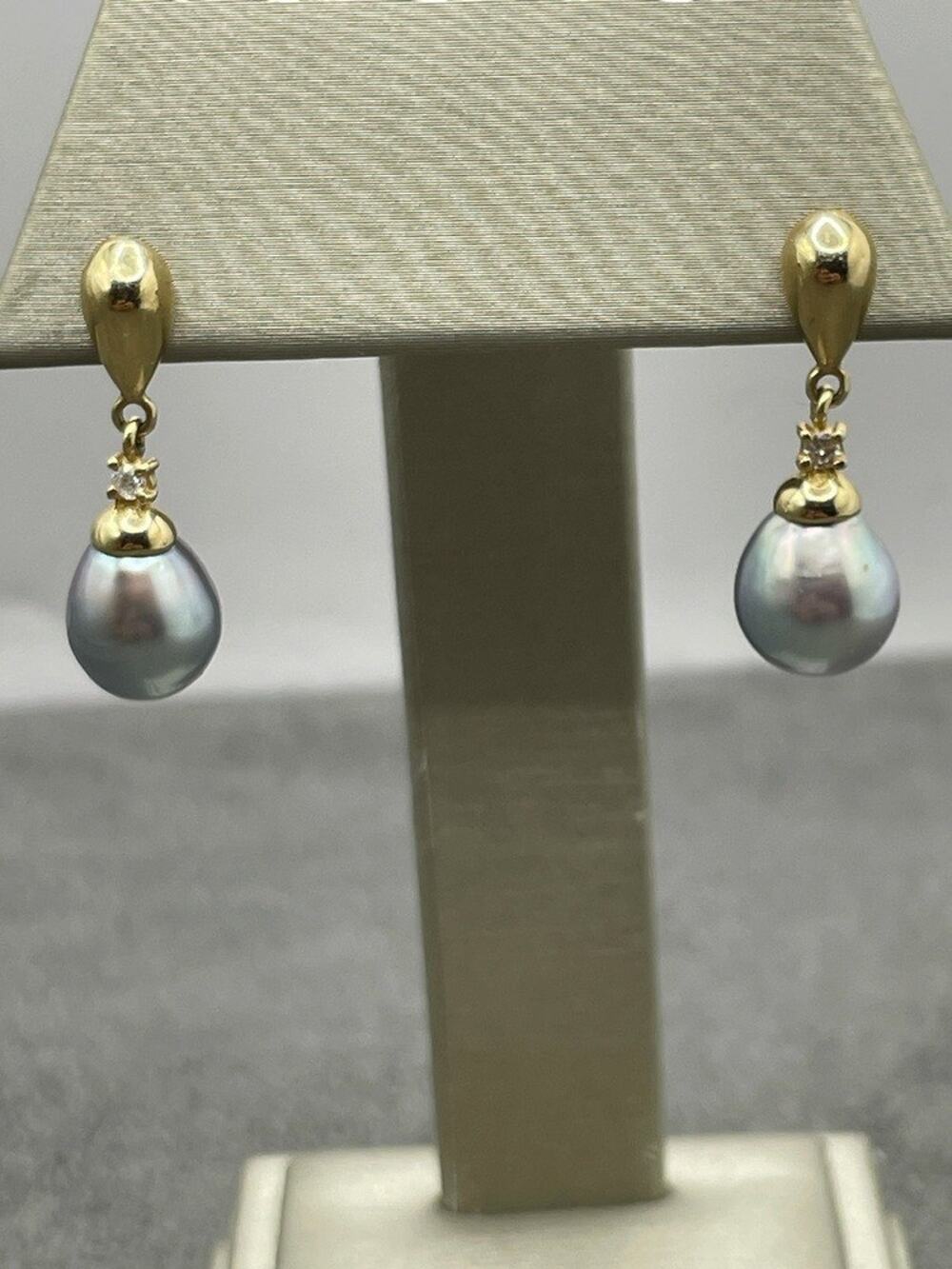 14K Yellow Gold Blue/Grey Pearl Drop Earrings w/ Diamond (25294)